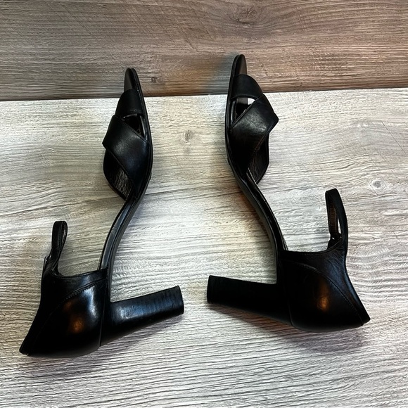 Black leather Naturalizer Nettle open toe ankle buckle strapped heels size 9 - Picture 7 of 10